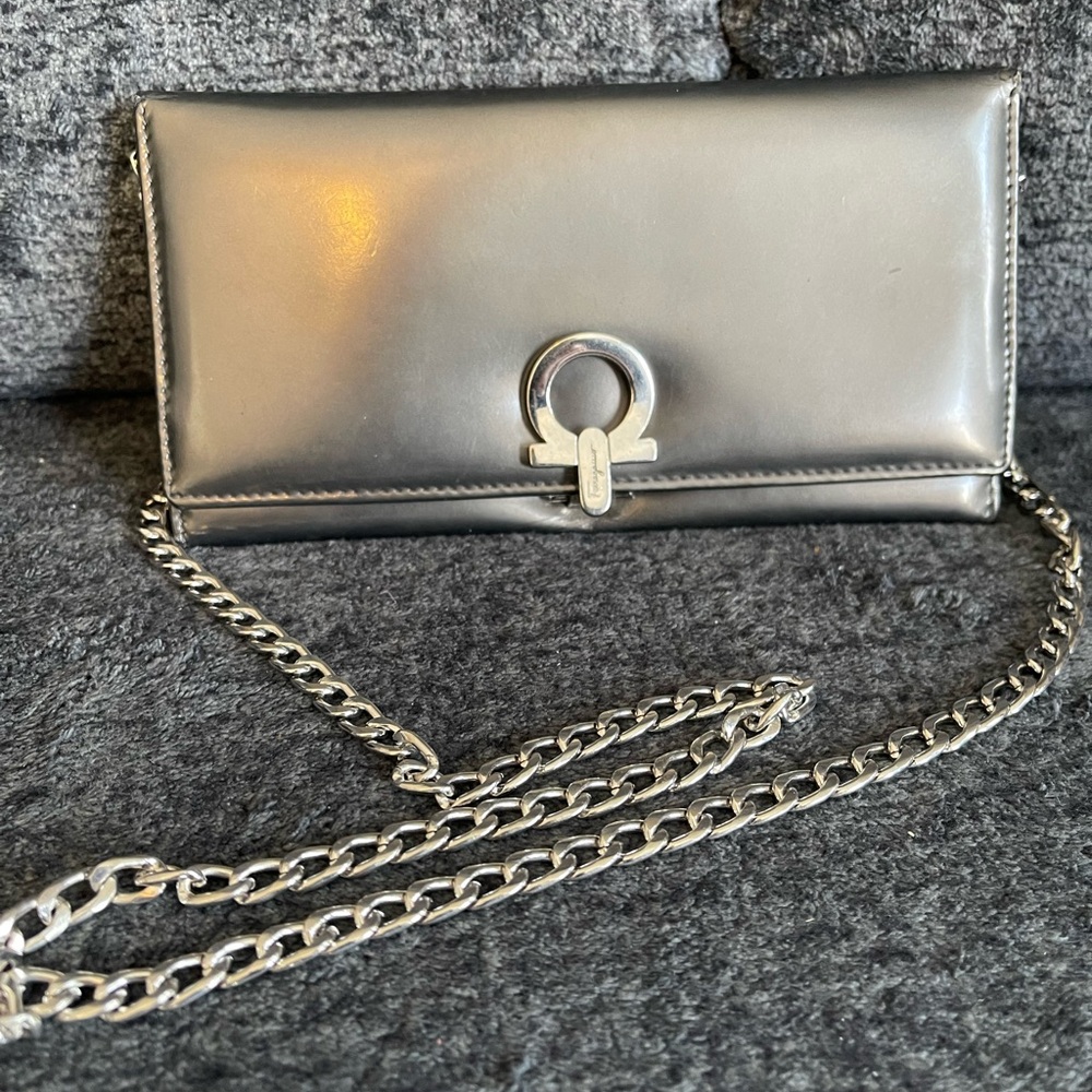 Salvatore Ferragamo Clutch/EnvelopeWallet Charcoal PatentLeather Gancini Buckle